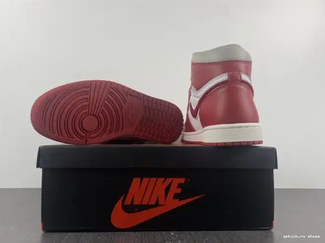 Cheap (W) Chenille OG 1 Newstalgia DJ4891-061 High Jordan 0419